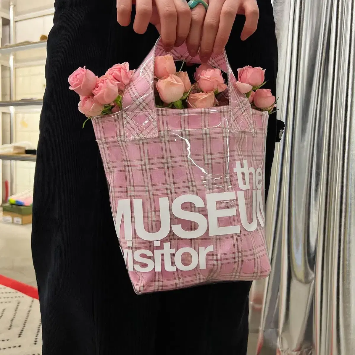 ☆関税込☆THE MUSEUM VISITOR★PVC CHECK BAG 2COLORS★ THE MUSEUM VISITOR☆韓国☆人気☆PVC CHECK BAG 2色